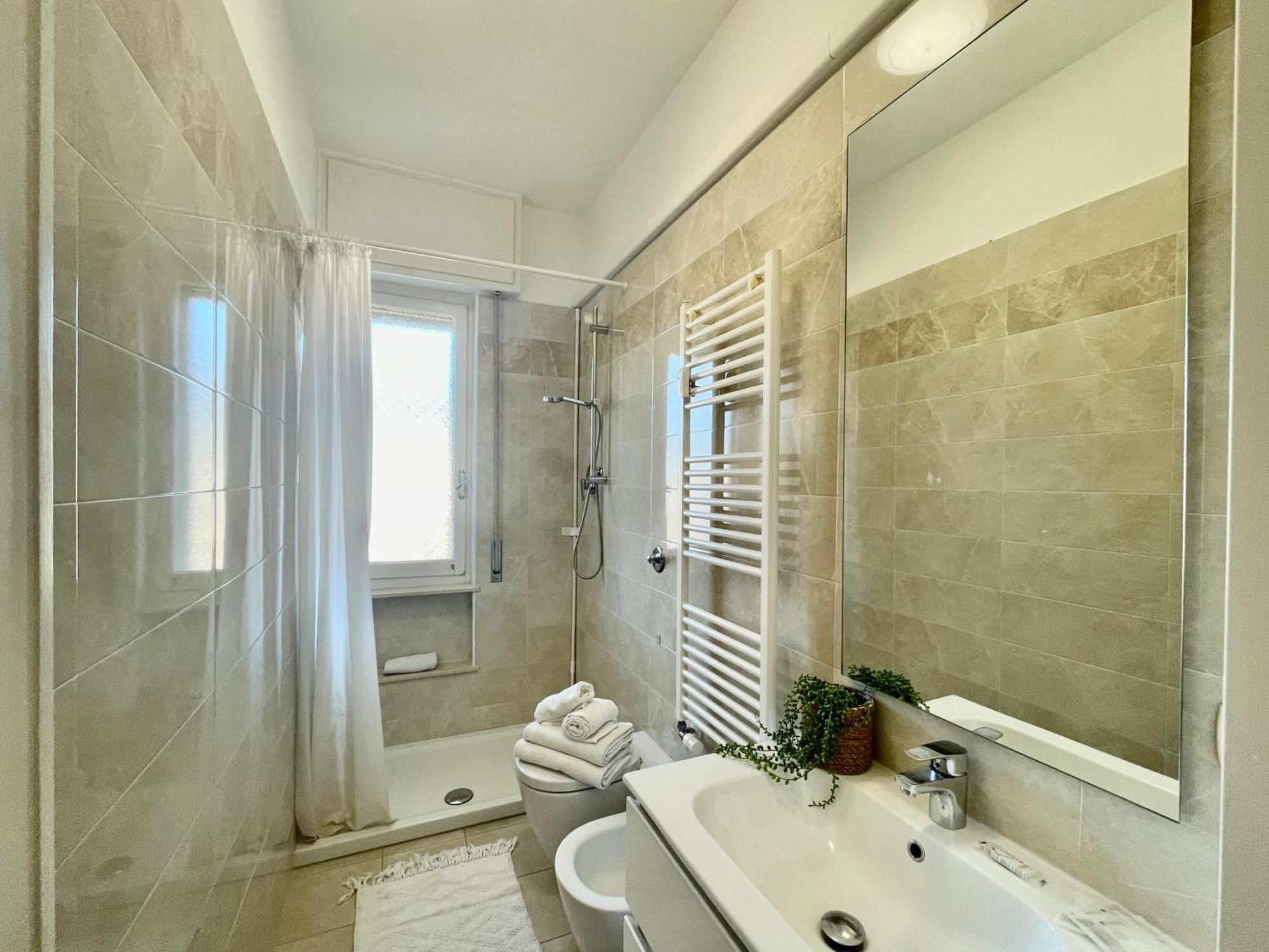 150Mt Dal Mare Monolocale In Centro Con Vista Aperta, Wi-Fi E A/C Appartement Loano Buitenkant foto